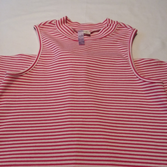 🎀 Alya Red and White Striped Dress - Picture 6 of 7